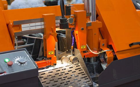 娄星龙门带锯床具备哪些优点？